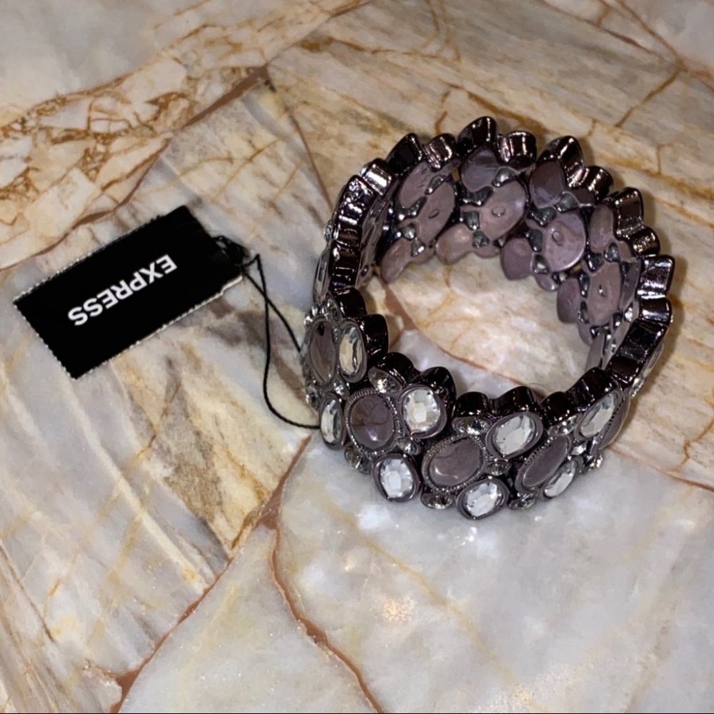 Express Crystal Grey‎ Fashion Stunning Bracelet